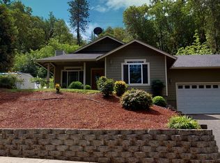 1522 Poplar Dr, Grants Pass, OR