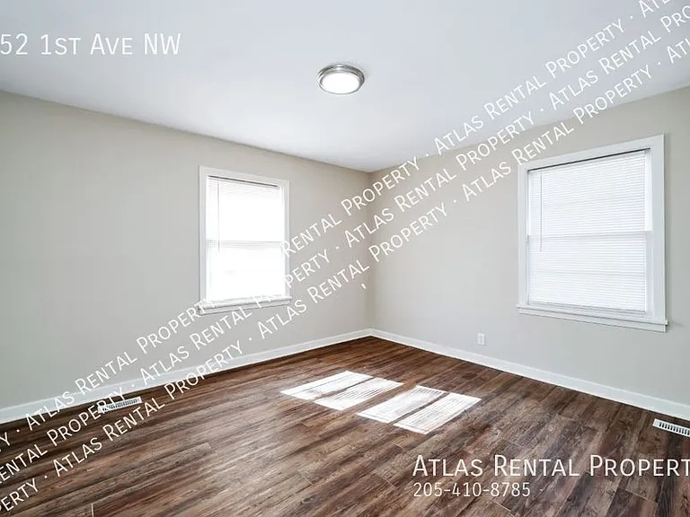 352 1st Ave NW — Photo 9