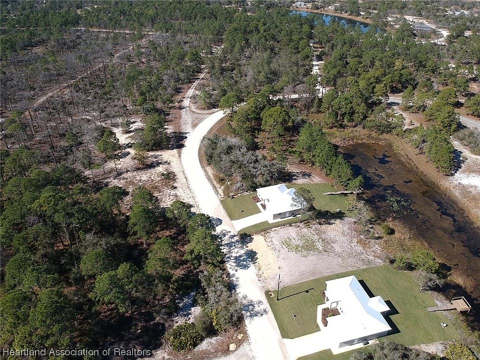 2nd image of 495 Lake Helen Dr