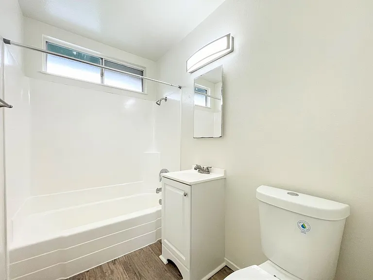 1026 S Tremont St S #8 — Photo 7