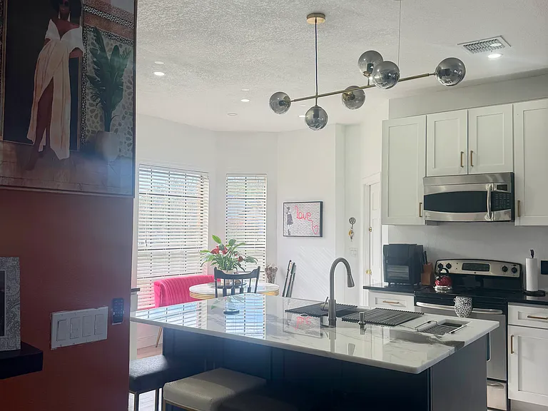 1144 Byerly Way — Photo 4