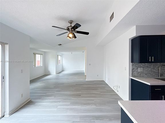 2nd image of 10961 W Broward Blvd