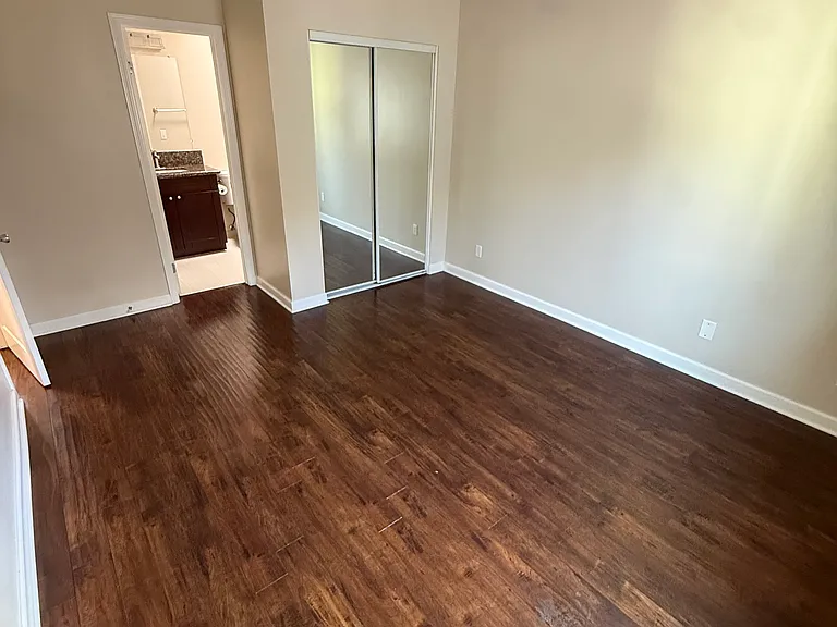 4125 Iowa St #5 — Photo 8