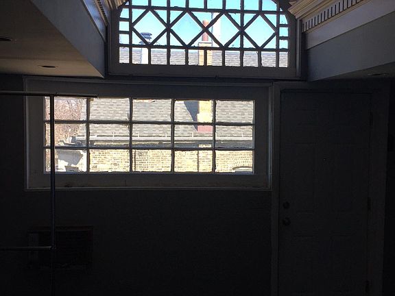 4th image of 723 W Wrightwood Ave #2R