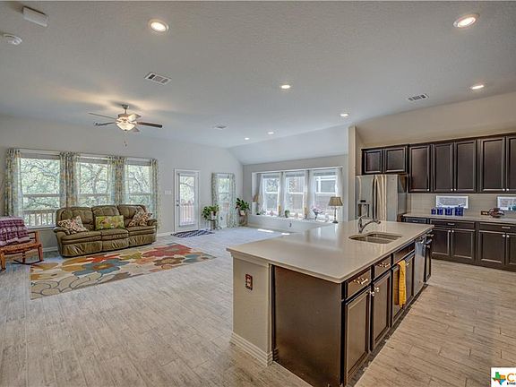 3rd image of 3059 Blenheim Park
