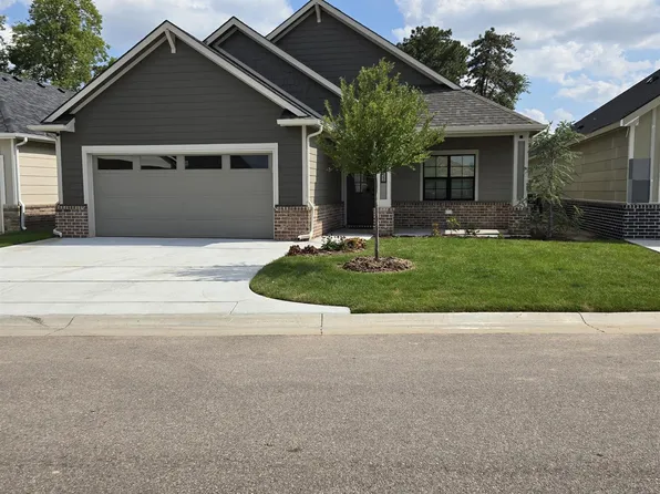 2033 W Polo St, Wichita, KS 67206