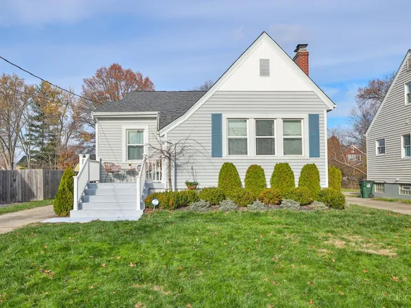 3812 S Berkley Cir, Cincinnati, OH 45236