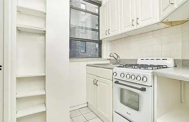 Rented by Living New York | media 18