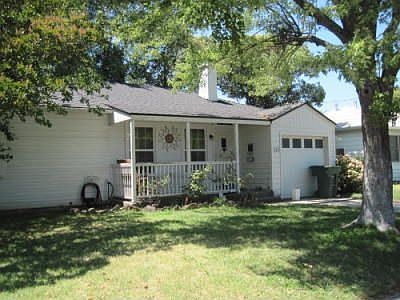 2nd image of 1318 Swezy St