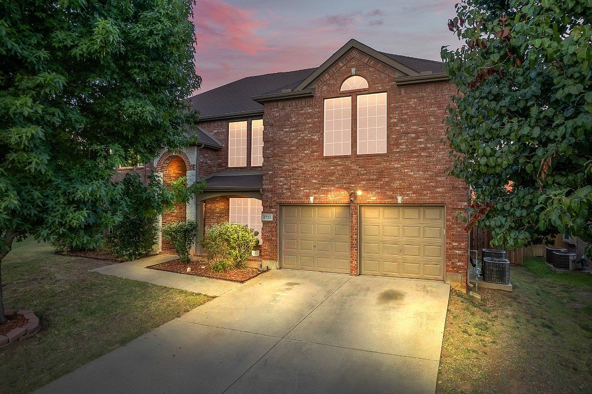 2725 Ferncrest Trl, Mansfield, TX 76063 Zillow