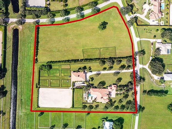 2nd image of 15448 Sunnyland Lane