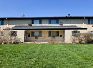 235 E Palatine Rd APT 2A, Palatine, IL 60067