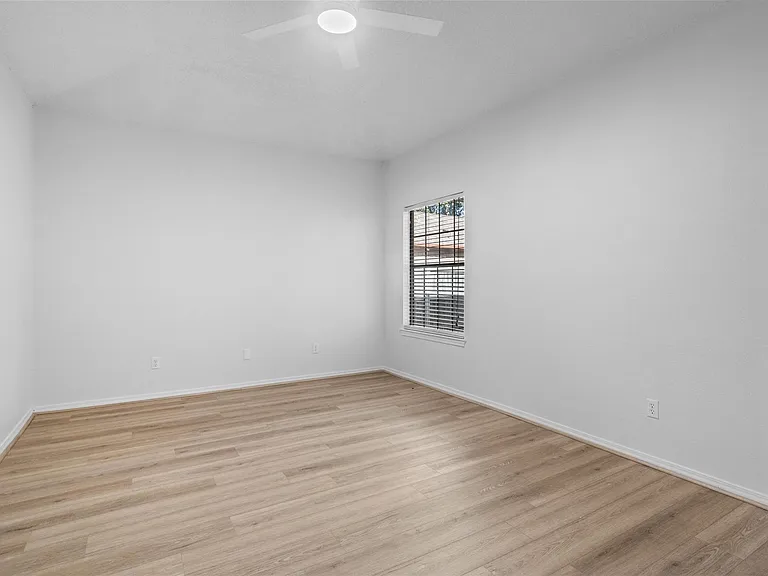 4313 Flamingo Way — Photo 24