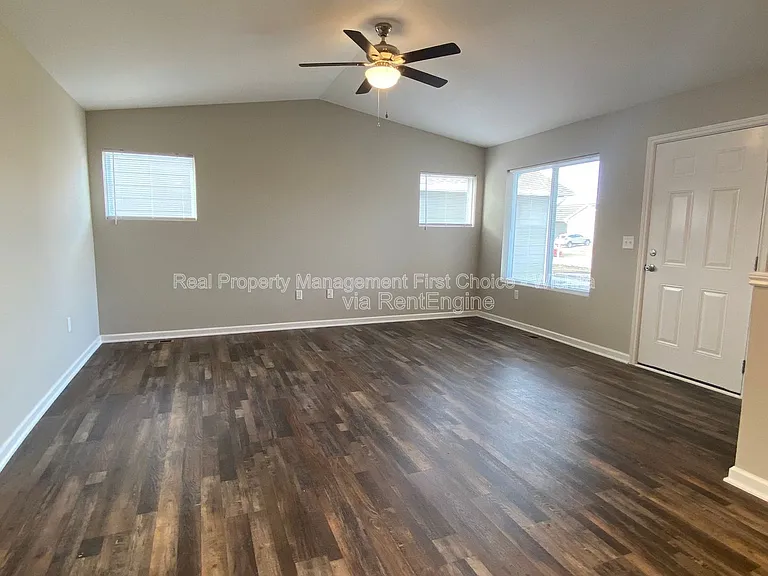10607 E Kinkaid Ave — Photo 8