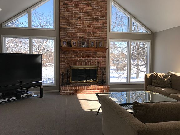 3rd image of 7N369 Homeward Glen Dr