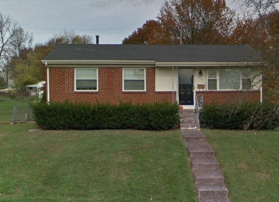 1st image of 317 Stoneybrook Dr