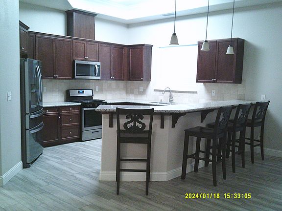 3rd image of 3013 Gamay Ave