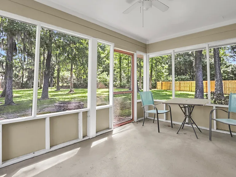 8 N Nicholson Cir — Photo 36