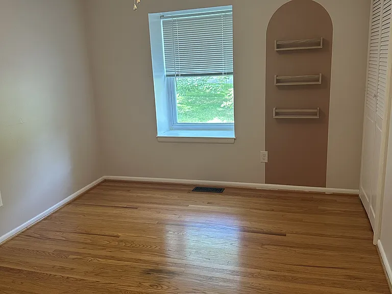 238 Pond Dr — Photo 34