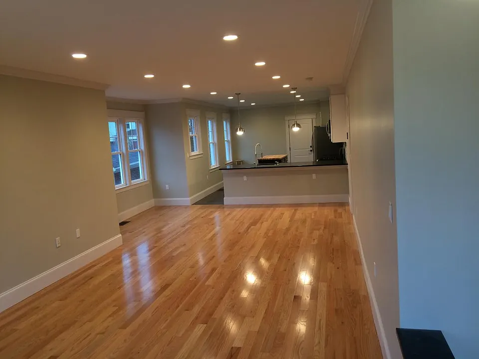 Open space living/dining/kitchen