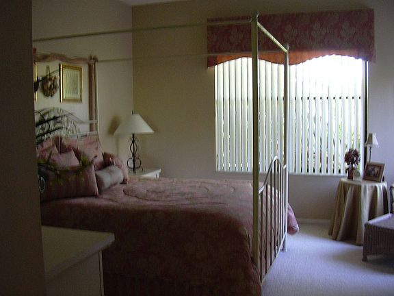5th image of 10207 Lexington Lakes Blvd N