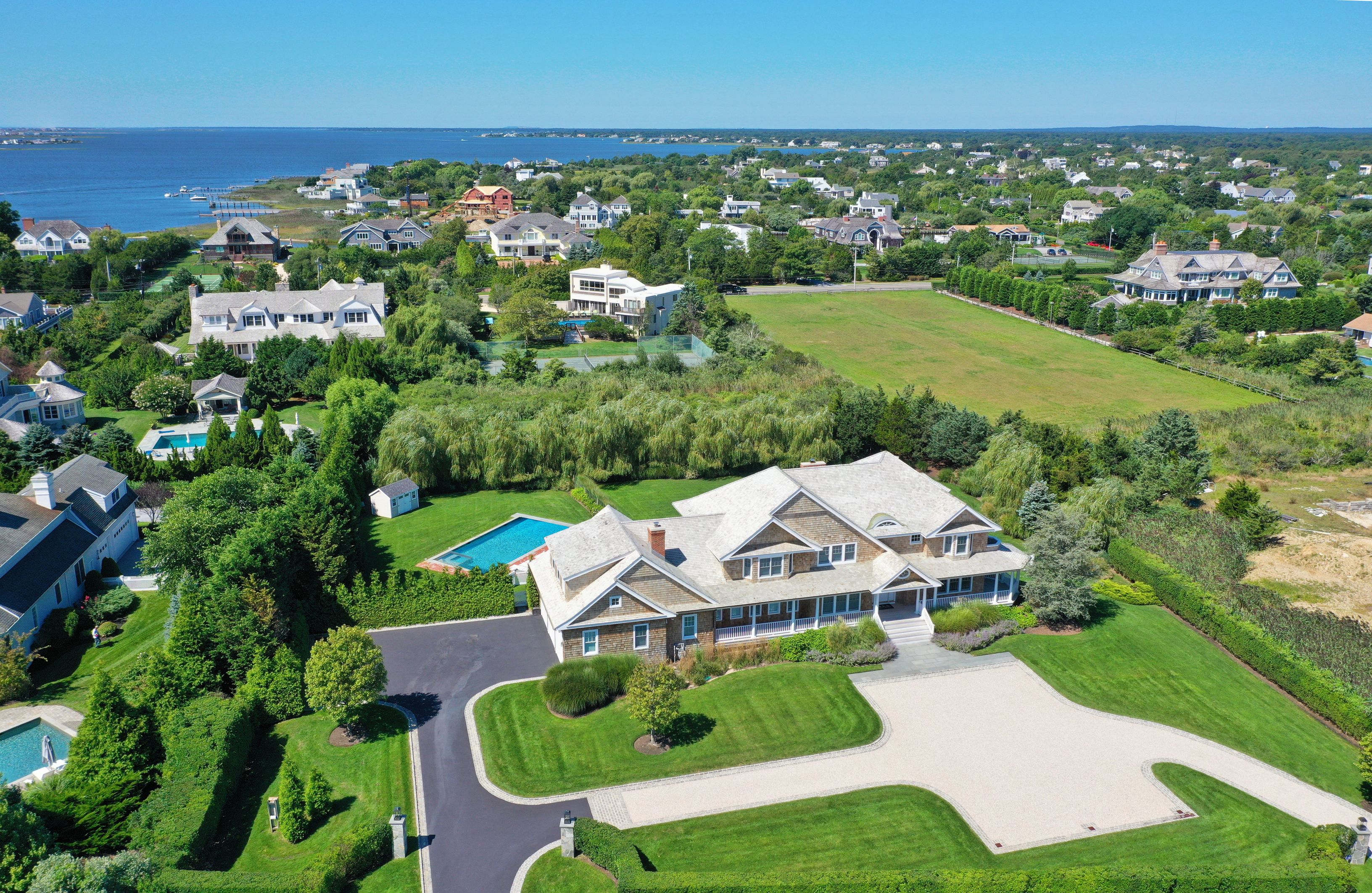 15 Hampton Close in Westhampton Beach | Out East