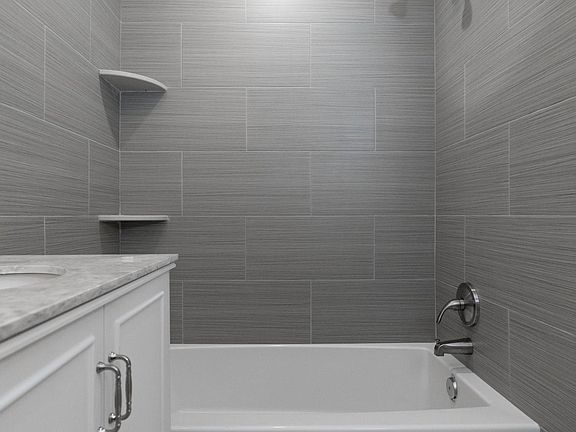 5th image of 5441 Houghton Pl #1
