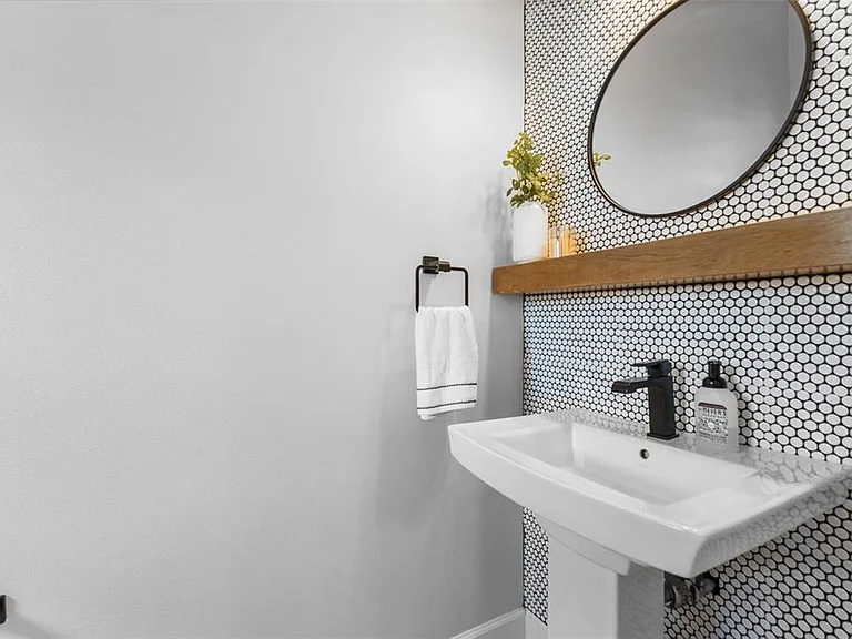 401 N Oregon Ave #9 — Photo 16