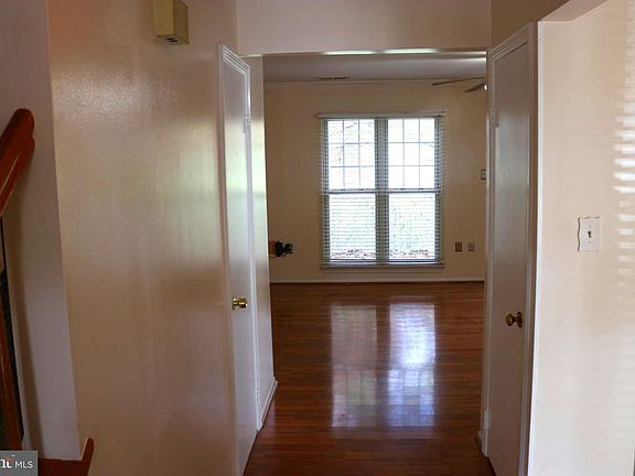 4th image of 2856 Burgundy Pl #6