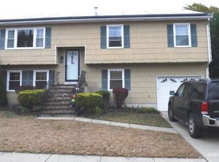 24 Sedgwick St, Jamesburg, NJ 08831