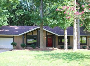 220 Paradise Dr, Belmont, NC 28012
