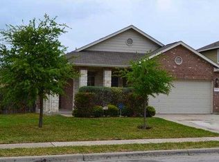 2004 Concan Dr, Hutto, TX 78634