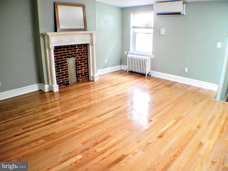 739 N 17th St #3 — Photo 11