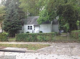 8916 Grant St, Bethesda, MD 20817