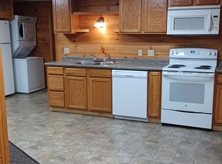 32 Stagecoach Rd #32B, Unity, ME 04988