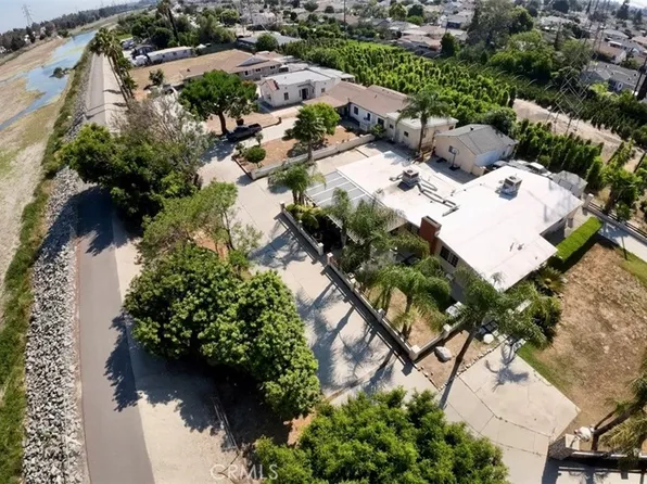 9950 La Docena Ln, Pico Rivera, CA 90660
