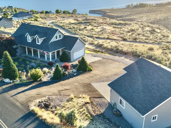 45720 Geostar Drive, Grand Coulee, WA 99133