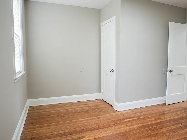 634 Willow Ave — Photo 8