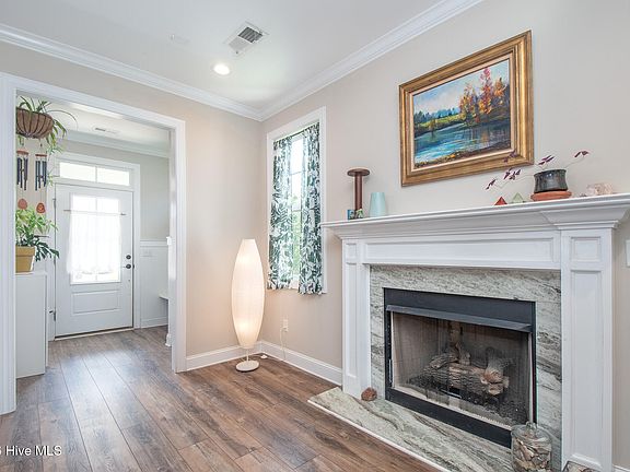 2nd image of 111 Finch Loop