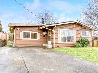 1015 N 34th St, Renton, WA, 98056