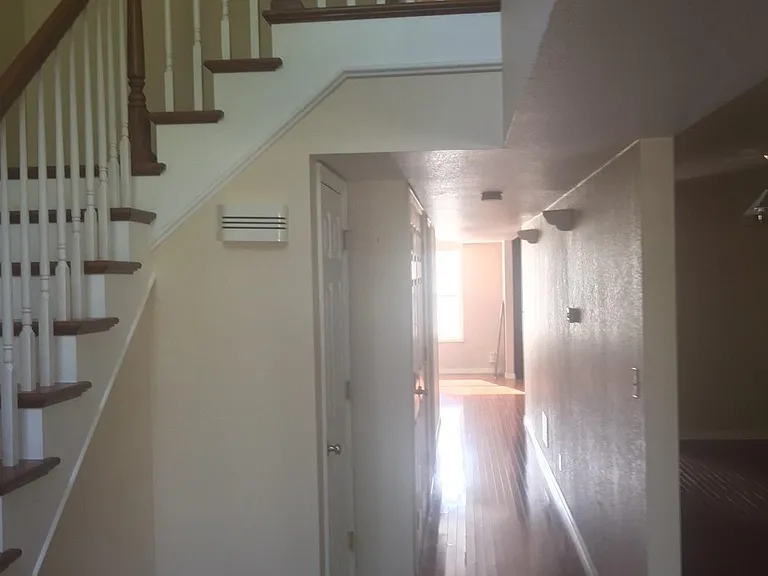 2137 S Lincoln St — Photo 11