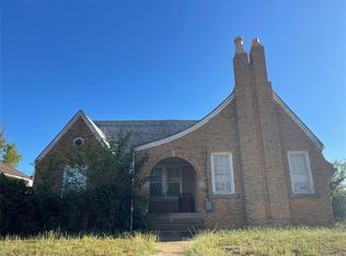 206 E 3rd St, Carnegie, OK 73015