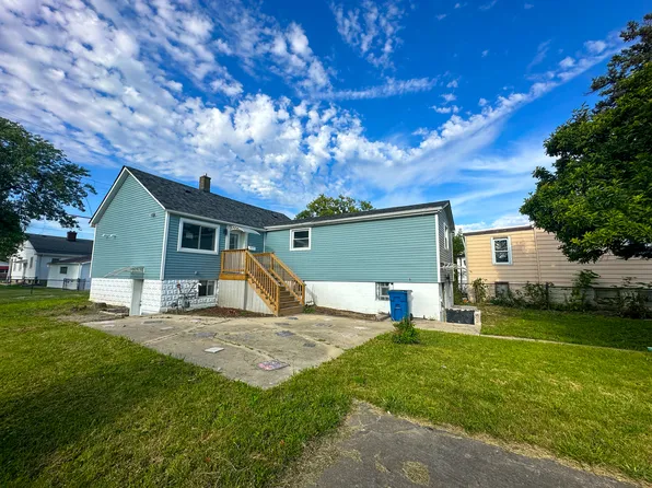 646 Frances St, Phoenix, IL 60426