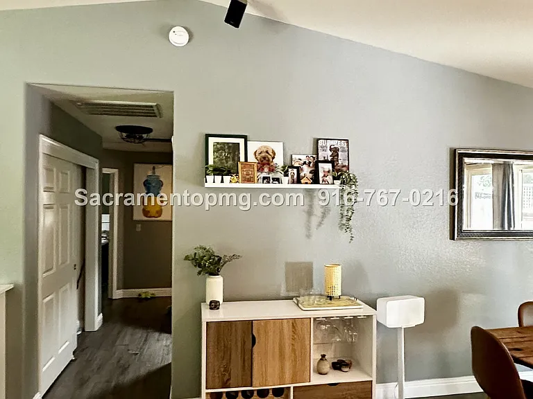 1283 Live Oak Ln — Photo 15