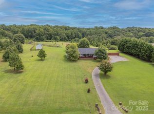 3842 Harris Creek Rd, Lawndale, NC 28090