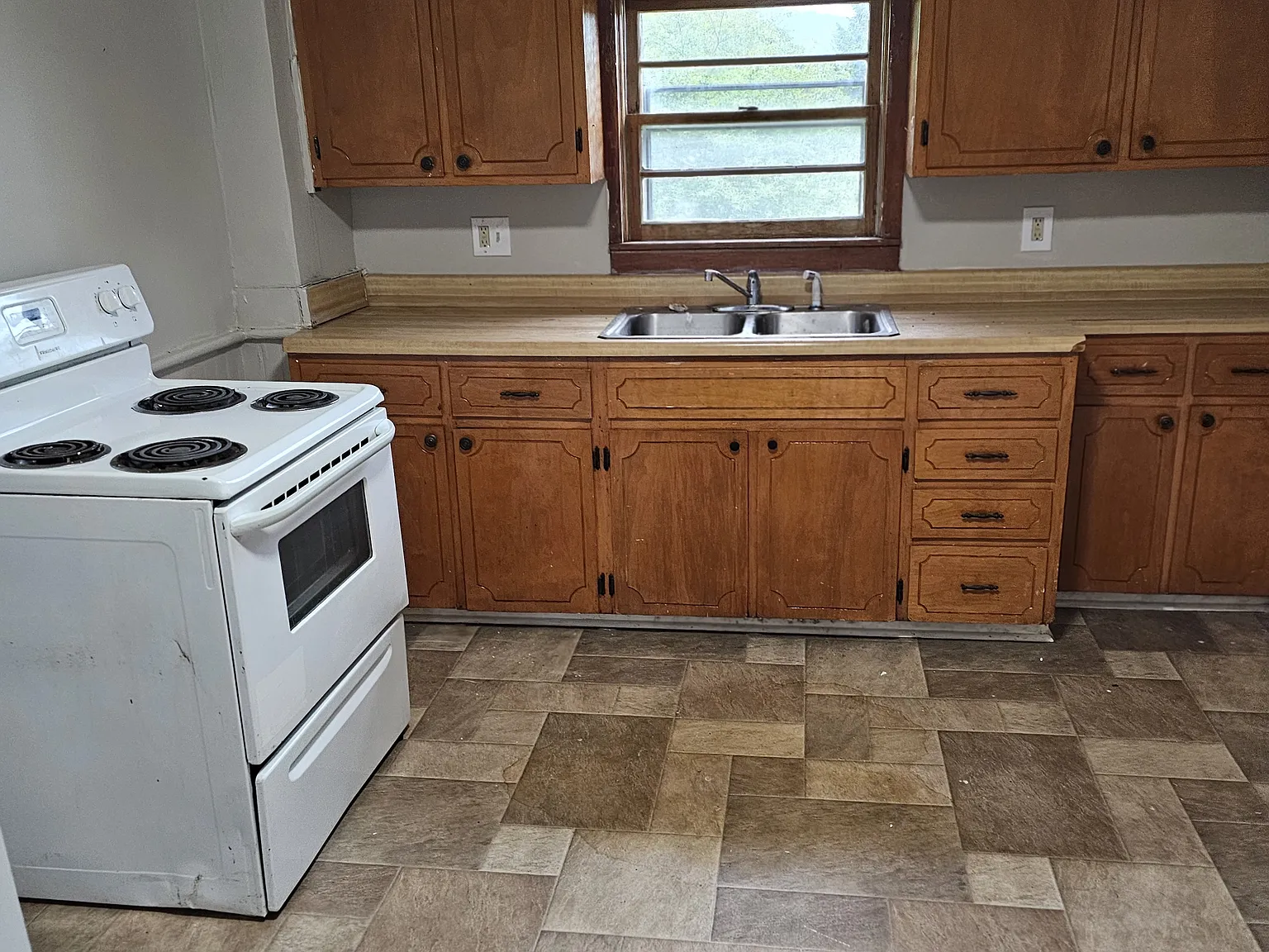 345 E Prospect Street — Photo 2