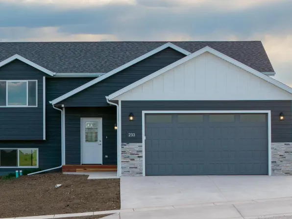 233 Dorchester Ave, Box Elder, SD 57719