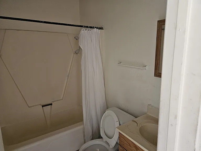 501 Ranchero Dr — Photo 5