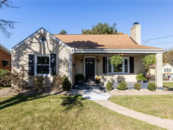 1095 Martin Ave, New Kensington, PA 15068