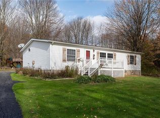 337 Woodlands Rd, Evans City, PA 16033